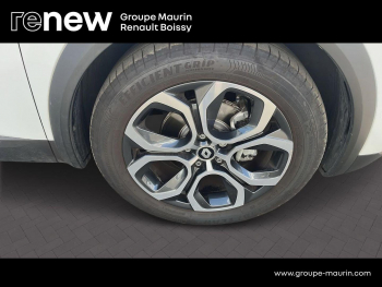 Photo 17 du bon plan RENAULT Captur 1.6 E-Tech hybride 145ch Techno Fast Track occasion à 22500 €