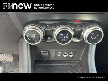 Photo 23 du bon plan RENAULT Captur 1.6 E-Tech hybride 145ch Techno Fast Track occasion à 22500 €