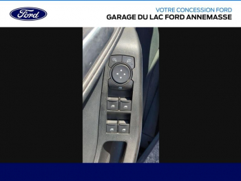 Photo 14 du bon plan FORD Fiesta 1.0 Flexifuel 95ch ST-Line 5p occasion à 15390 €