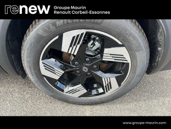 Photo 9 du bon plan RENAULT SYMBIOZ 1.6 E-Tech full hybrid 145ch Iconic occasion à 28900 €