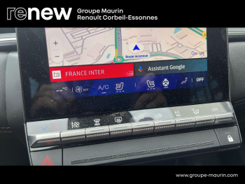 Photo 23 du bon plan RENAULT SYMBIOZ 1.6 E-Tech full hybrid 145ch Iconic occasion à 28900 €