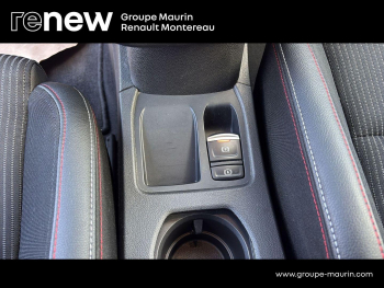 Photo 34 du bon plan RENAULT Clio 1.0 TCe 100ch RS Line - 20 occasion à 12490 €
