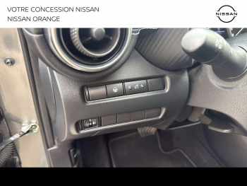 Photo 12 du bon plan NISSAN Juke 1.6 Hybrid 143ch Tekna 2023.5 occasion à 21799 €