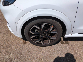 Photo 27 du bon plan FORD Puma 1.0 Flexifuel 125ch S&S mHEV ST-Line occasion à 18990 €
