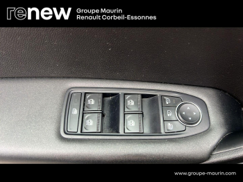 Photo 15 du bon plan RENAULT Captur 1.6 E-Tech hybride 145ch Business -21 occasion à 15890 €