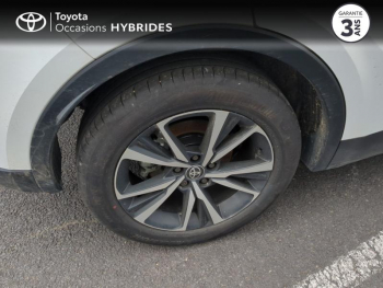 Photo 16 du bon plan TOYOTA C-HR 2.0 Hybride 200ch Design NG23 occasion à 28490 €