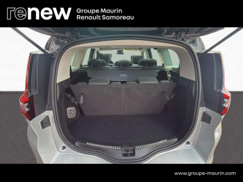 Photo 9 du bon plan RENAULT Grand Scenic 1.6 dCi 130ch Energy Initiale Paris occasion à 15500 €