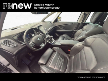 Photo 11 du bon plan RENAULT Grand Scenic 1.6 dCi 130ch Energy Initiale Paris occasion à 15500 €