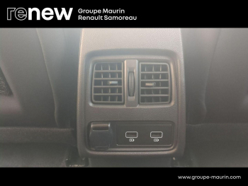 Photo 13 du bon plan RENAULT Captur 1.6 E-Tech hybride 145ch Techno Fast Track occasion à 19900 €