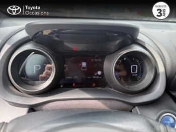 Photo 14 du bon plan TOYOTA Yaris Cross 116h Design AWD-i MY22 occasion à 20989 €