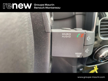 Photo 19 du bon plan RENAULT Clio 0.9 TCe 90ch energy Intens 5p occasion à 10990 €