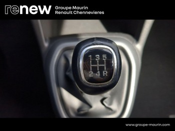 Photo 25 du bon plan HYUNDAI i10 1.0 66ch Edition #Mondial 2019 Euro6d-Temp occasion à 8999 €