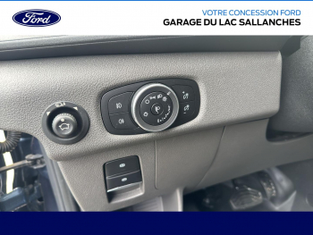 Photo 15 du bon plan FORD Transit 2T Fg VUL PE 350 L2H2 135 kW Batterie 75/68 kWh Trend Business occasion à 38590 €