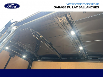 Photo 18 du bon plan FORD Transit 2T Fg VUL PE 350 L2H2 135 kW Batterie 75/68 kWh Trend Business occasion à 38590 €