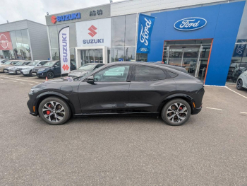 Photo 3 du bon plan FORD Mustang Mach-E 269ch Standard Range 76kWh Premium AWD occasion à 33990 €