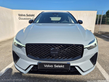Photo 9 du bon plan VOLVO XC60 T6 Hybride Rechargeable 335ch Black Edition Geartronic 8 AWD occasion à 72990 €
