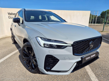 Photo 16 du bon plan VOLVO XC60 T6 Hybride Rechargeable 335ch Black Edition Geartronic 8 AWD occasion à 72990 €