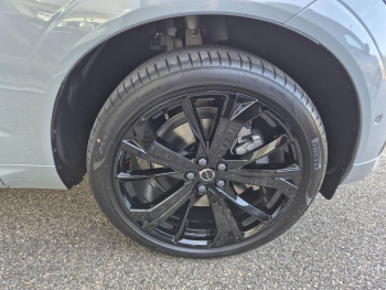 Photo 20 du bon plan VOLVO XC60 T6 Hybride Rechargeable 335ch Black Edition Geartronic 8 AWD occasion à 72990 €