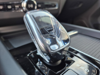 Photo 35 du bon plan VOLVO XC60 T6 Hybride Rechargeable 335ch Black Edition Geartronic 8 AWD occasion à 72990 €
