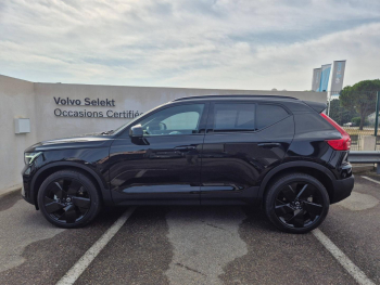 Photo 2 du bon plan VOLVO XC40 B3 163ch Black Edition DCT 7 occasion à 45990 €