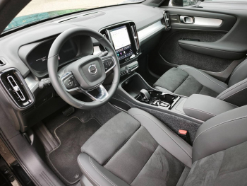 Photo 23 du bon plan VOLVO XC40 B3 163ch Black Edition DCT 7 occasion à 45990 €