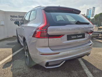Photo 2 du bon plan VOLVO XC60 T6 Hybride Rechargeable 350ch Plus Style Dark Geartronic 8 AWD occasion à 67490 €