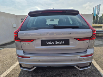 Photo 8 du bon plan VOLVO XC60 T6 Hybride Rechargeable 350ch Plus Style Dark Geartronic 8 AWD occasion à 67490 €