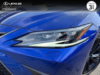 Photo 17 du bon plan LEXUS ES 300h F SPORT Executive occasion à 47990 €