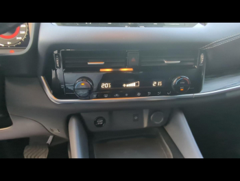 Photo 16 du bon plan NISSAN Qashqai e-POWER 190ch Tekna 2022 occasion à 25490 €
