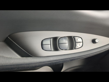 Photo 12 du bon plan NISSAN Leaf 150ch 40kWh Acenta 22 occasion à 15999 €