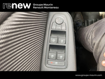Photo 18 du bon plan RENAULT Clio 1.6 E-Tech hybride 140ch RS Line -21N occasion à 15290 €