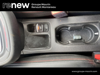 Photo 22 du bon plan RENAULT Clio 1.6 E-Tech hybride 140ch RS Line -21N occasion à 15290 €