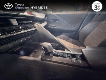 Photo 22 du bon plan TOYOTA C-HR 2.0 Hybride Rechargeable 225ch Graphic MY26 occasion à 37490 €