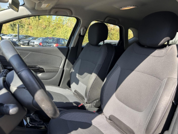 Photo 13 du bon plan RENAULT Captur 1.2 TCe 120ch Intens EDC occasion à 9850 €