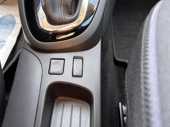 Photo 27 du bon plan RENAULT Captur 1.2 TCe 120ch Intens EDC occasion à 9850 €