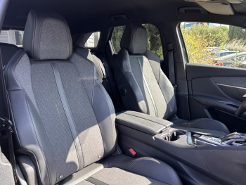 Photo 13 du bon plan PEUGEOT 3008 1.5 BlueHDi 130ch E6.c GT Line S&S EAT8 occasion à 14980 €