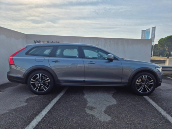 Photo 7 du bon plan VOLVO V90 Cross Country D4 AWD 190ch Pro Geartronic occasion à 32990 €
