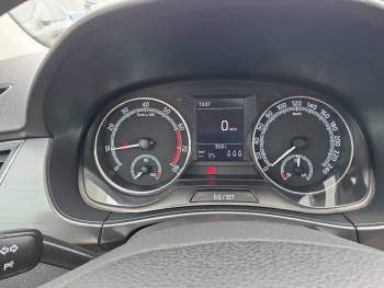 Photo 19 du bon plan SKODA Fabia 1.0 TSI 95ch Edition occasion à 9990 €
