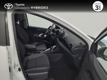Photo 15 du bon plan TOYOTA Yaris 116h Design 5p Pack Confort occasion à 20490 €