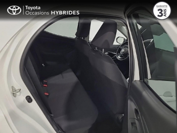 Photo 16 du bon plan TOYOTA Yaris 116h Design 5p Pack Confort occasion à 20490 €
