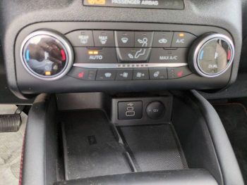 Photo 10 du bon plan FORD Kuga 2.5 Duratec 190ch FHEV E85 ST-Line X BVA occasion à 26990 €