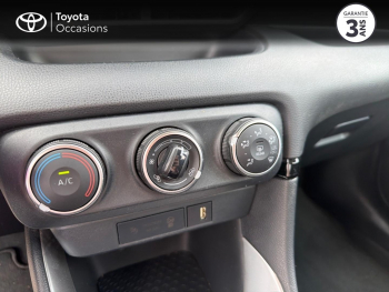 Photo 24 du bon plan TOYOTA Yaris 70 VVT-i Dynamic 5p MY22 occasion à 13990 €