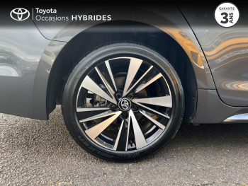 Photo 16 du bon plan TOYOTA Corolla Touring Spt 1.8 140ch Design MY25 occasion à 27990 €