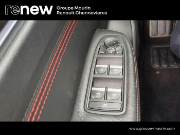 Photo 15 du bon plan RENAULT Arkana 1.6 E-Tech hybride 145ch RS Line Fast Track occasion à 21999 €