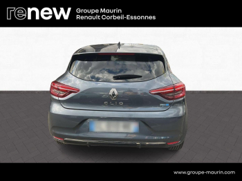 Photo 6 du bon plan RENAULT Clio 1.6 E-Tech hybride 145ch Techno occasion à 15390 €