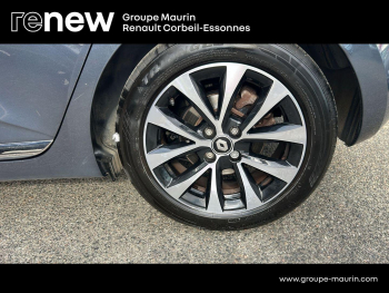 Photo 9 du bon plan RENAULT Clio 1.6 E-Tech hybride 145ch Techno occasion à 15390 €