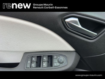 Photo 15 du bon plan RENAULT Clio 1.6 E-Tech hybride 145ch Techno occasion à 15390 €