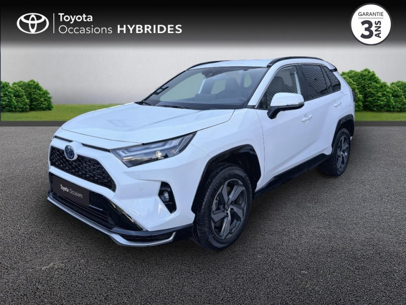 Bon plan TOYOTA RAV4 2.5 Hybride Rechargeable 306ch Design Business AWD-i MY25 occasion à 49990 €