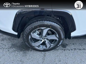 Photo 16 du bon plan TOYOTA RAV4 2.5 Hybride Rechargeable 306ch Design Business AWD-i MY25 occasion à 49990 €