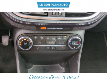 Photo 36 du bon plan FORD Fiesta 1.0 EcoBoost 125ch Stop&Start Vignale 5p Euro6.2 occasion à 10480 €